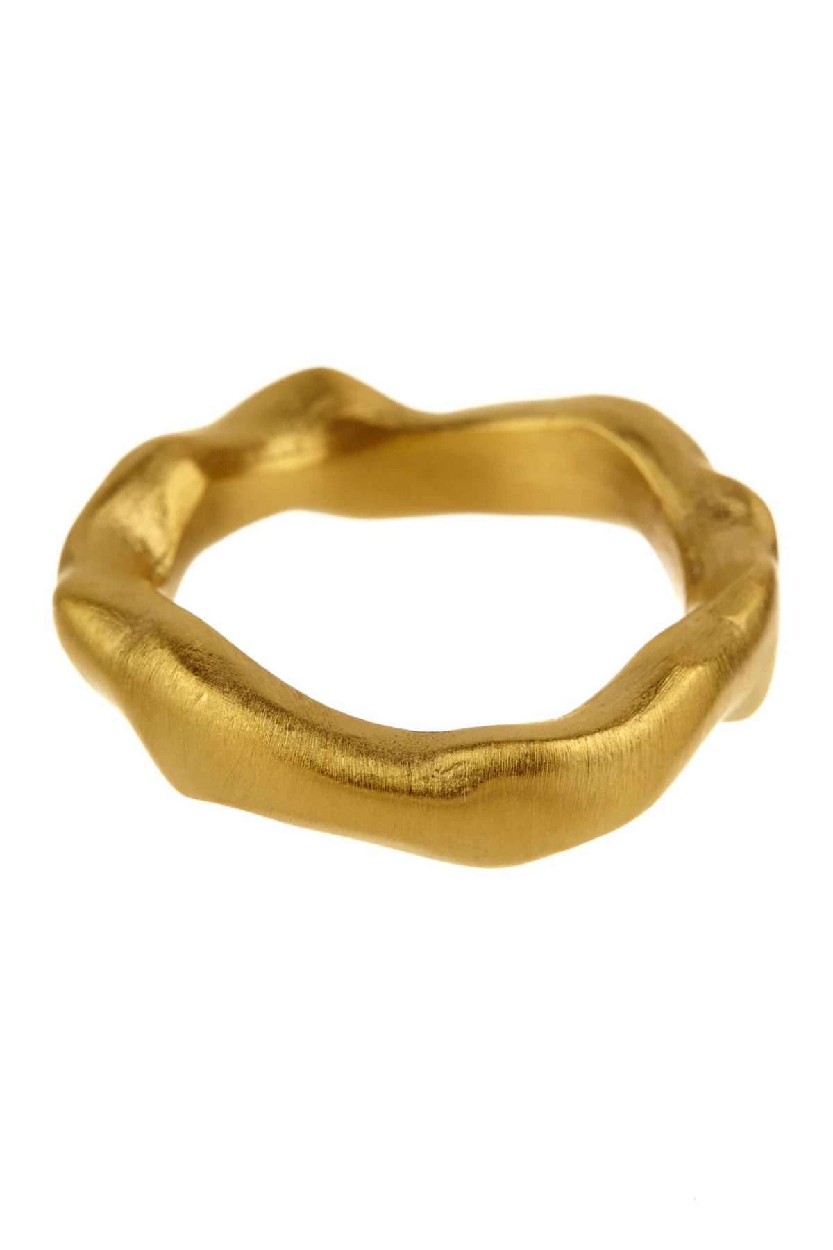Large Uneven Band Naked