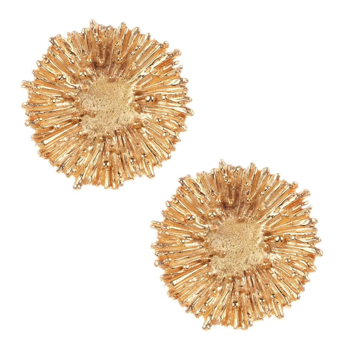 Large Ruffle Stud